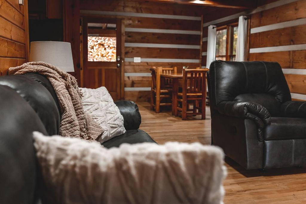 Deer Run Cabin At 36 North - Hot Tub Purlear Extérieur photo